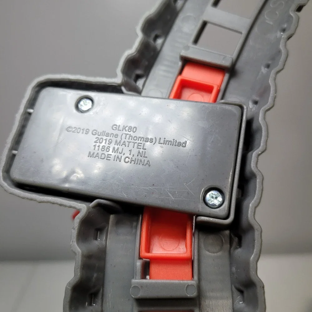 Thomas and Friends TrackMaster Replacement Curved Track with‎ Stop Switch GLK80